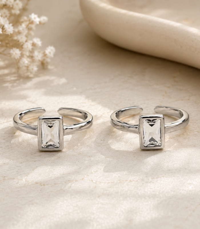 Rectangular Cut Toe Ring with Clear Stone – Adjustable Open Band